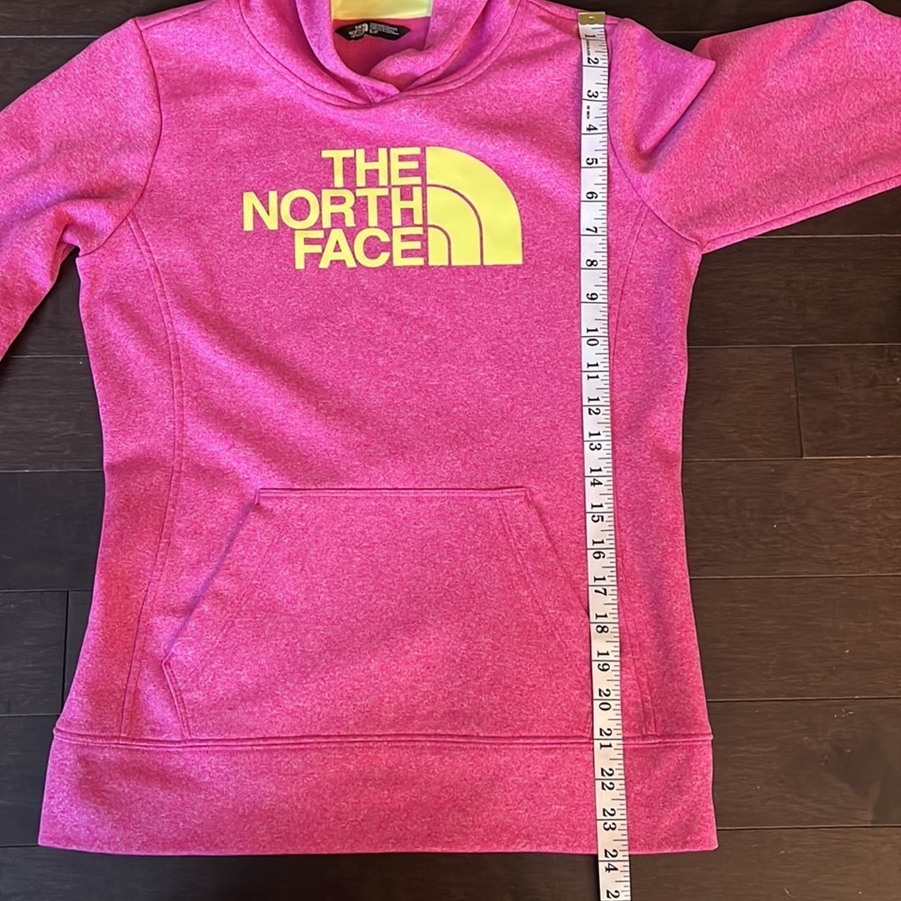 *SOLD*❗️NORTHFACE BarbieCore Fleece Pullover pink Size Small - Picture 7 of 7